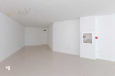 Commercial Building For Sale in 