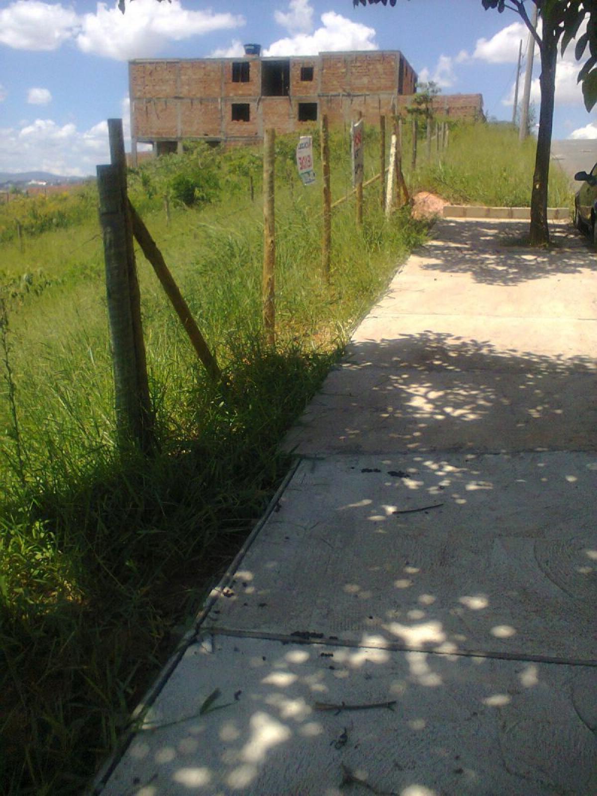 Picture of Residential Land For Sale in Contagem, Minas Gerais, Brazil