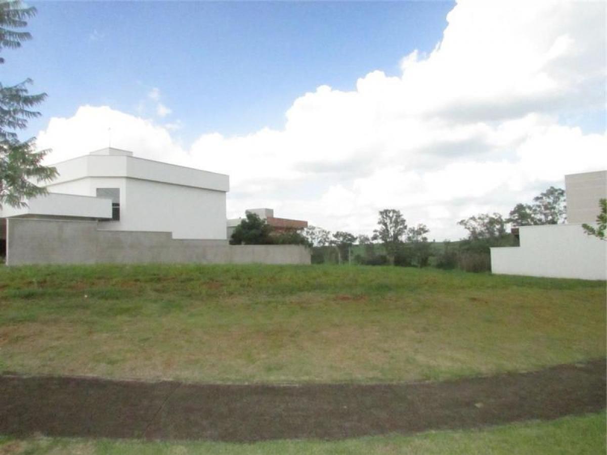 Picture of Residential Land For Sale in Piracicaba, Sao Paulo, Brazil