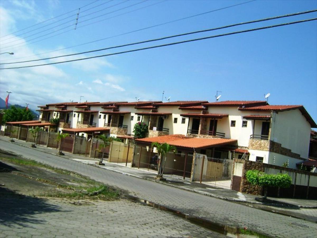 Picture of Townhome For Sale in Caraguatatuba, Sao Paulo, Brazil