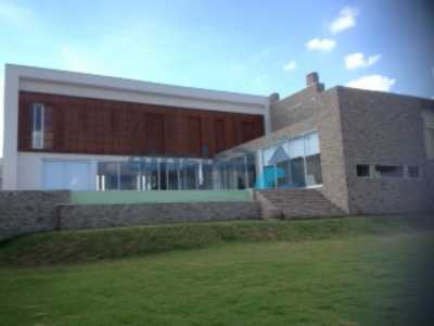 Townhome For Sale in Jaguariuna, Brazil