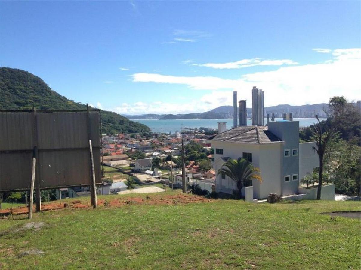 Picture of Residential Land For Sale in Balneario Camboriu, Santa Catarina, Brazil