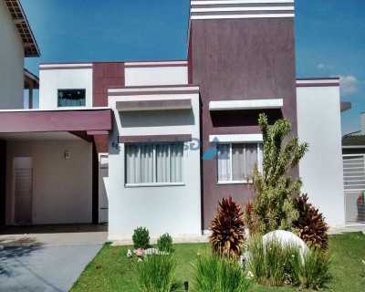 Townhome For Sale in Vinhedo, Brazil