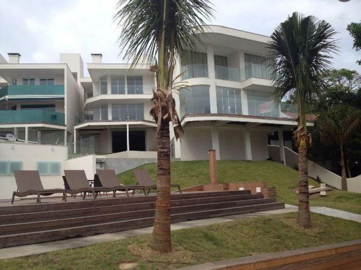 Picture of Home For Sale in Bombinhas, Santa Catarina, Brazil