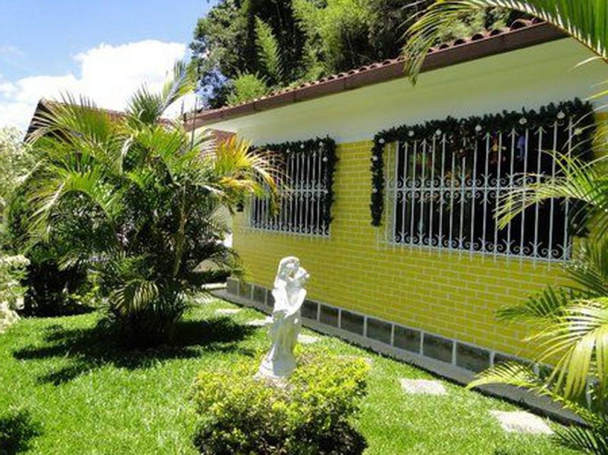 Picture of Home For Sale in Teresopolis, Rio De Janeiro, Brazil