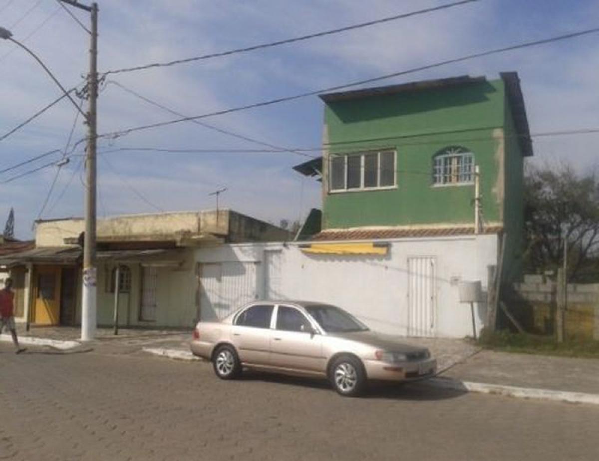 Picture of Residential Land For Sale in Vila Velha, Espirito Santo, Brazil