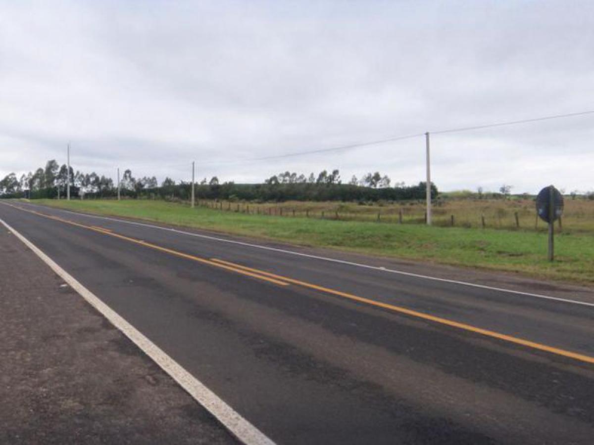 Picture of Residential Land For Sale in Laranjal Paulista, Sao Paulo, Brazil