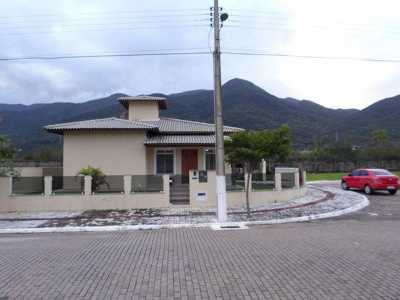 Home For Sale in PalhoÃ§a, Brazil