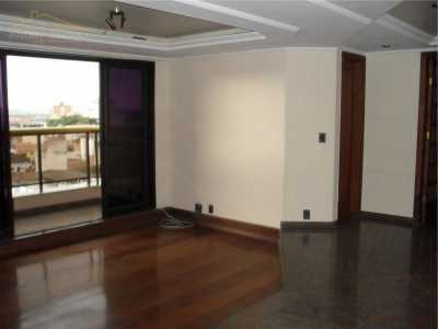 Apartment For Sale in Pouso Alegre, Brazil