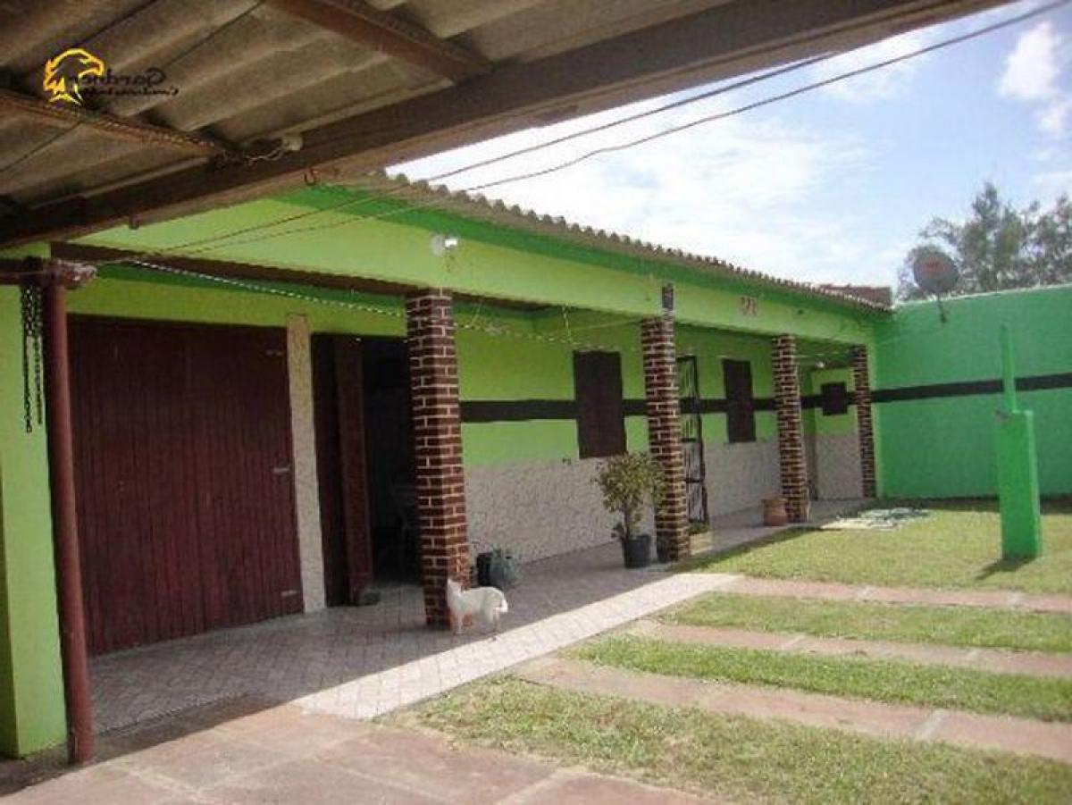 Picture of Home For Sale in Cidreira, Rio Grande do Sul, Brazil