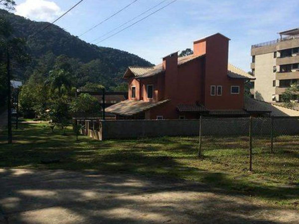 Picture of Residential Land For Sale in Petropolis, Rio De Janeiro, Brazil