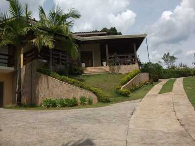 Home For Sale in Piracaia, Brazil