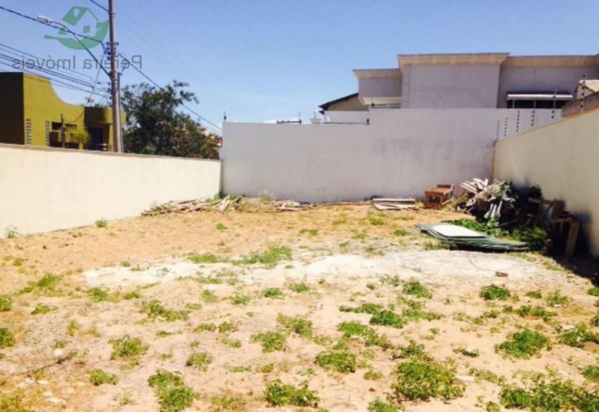 Picture of Residential Land For Sale in Vitoria, Espirito Santo, Brazil