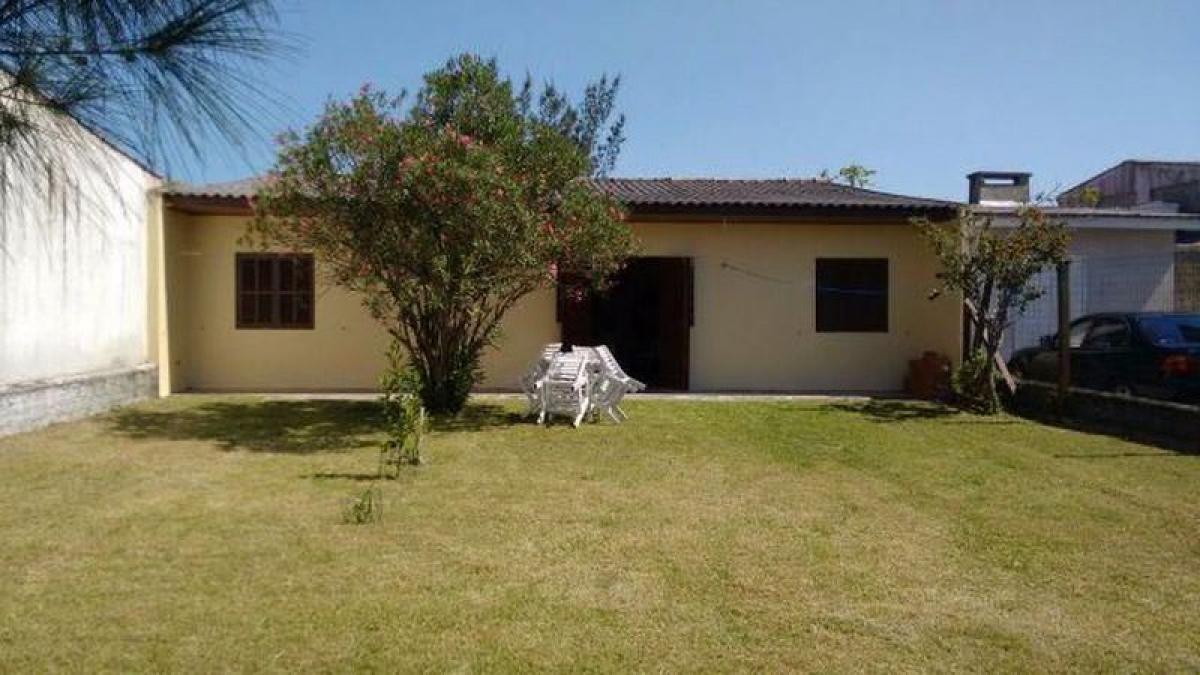 Picture of Home For Sale in Balneario Pinhal, Rio Grande do Sul, Brazil