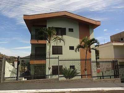 Apartment For Sale in Ãguas De Lindoia, Brazil