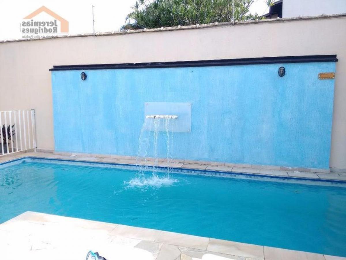 Picture of Home For Sale in Taubate, Sao Paulo, Brazil