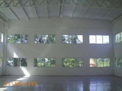 Commercial Building For Sale in Carapicuiba, Brazil