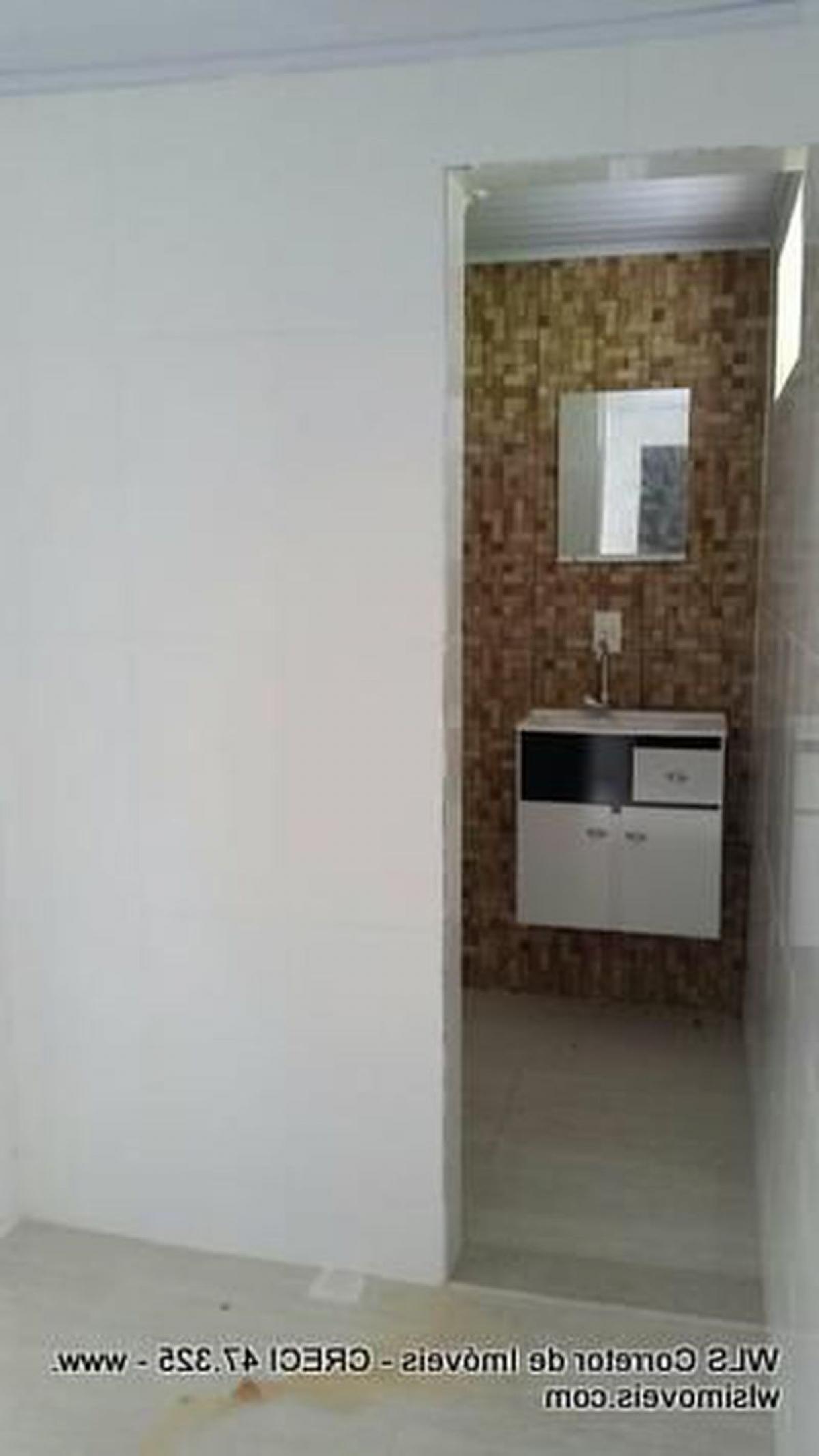 Picture of Home For Sale in Nova Friburgo, Rio De Janeiro, Brazil