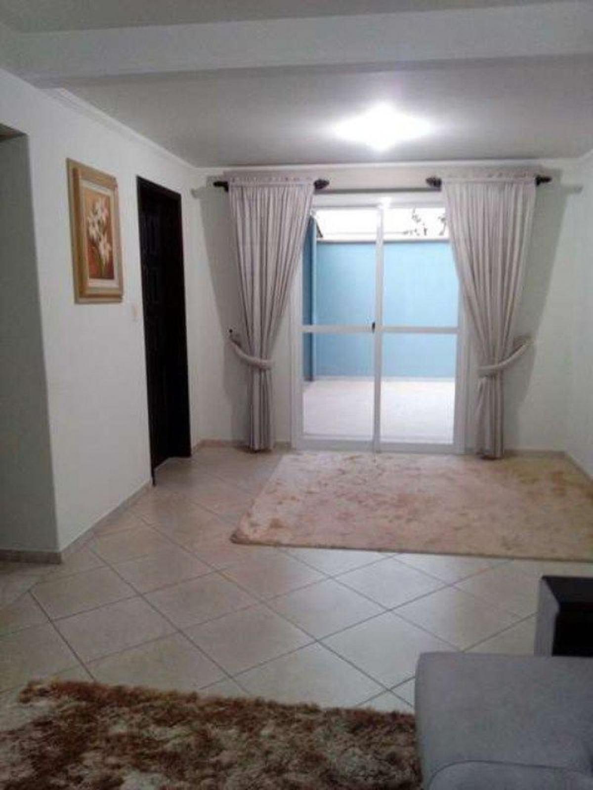 Picture of Home For Sale in Sao Jose Dos Pinhais, Parana, Brazil