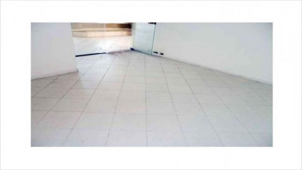 Picture of Commercial Building For Sale in Niteroi, Rio De Janeiro, Brazil