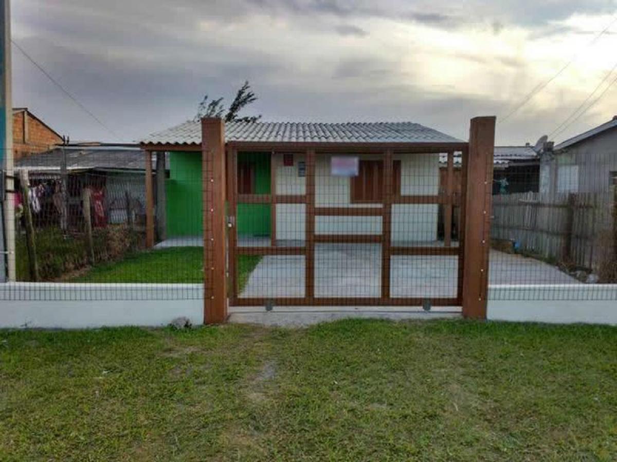 Picture of Home For Sale in Cidreira, Rio Grande do Sul, Brazil