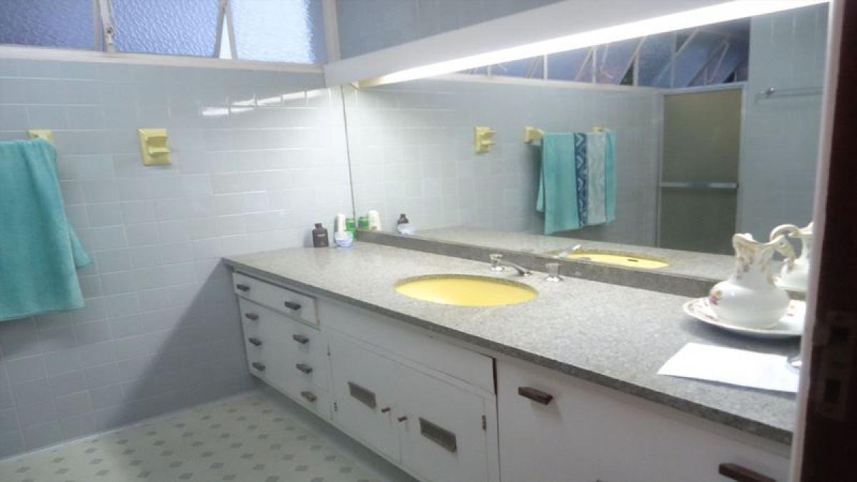 Picture of Apartment For Sale in Nova Friburgo, Rio De Janeiro, Brazil