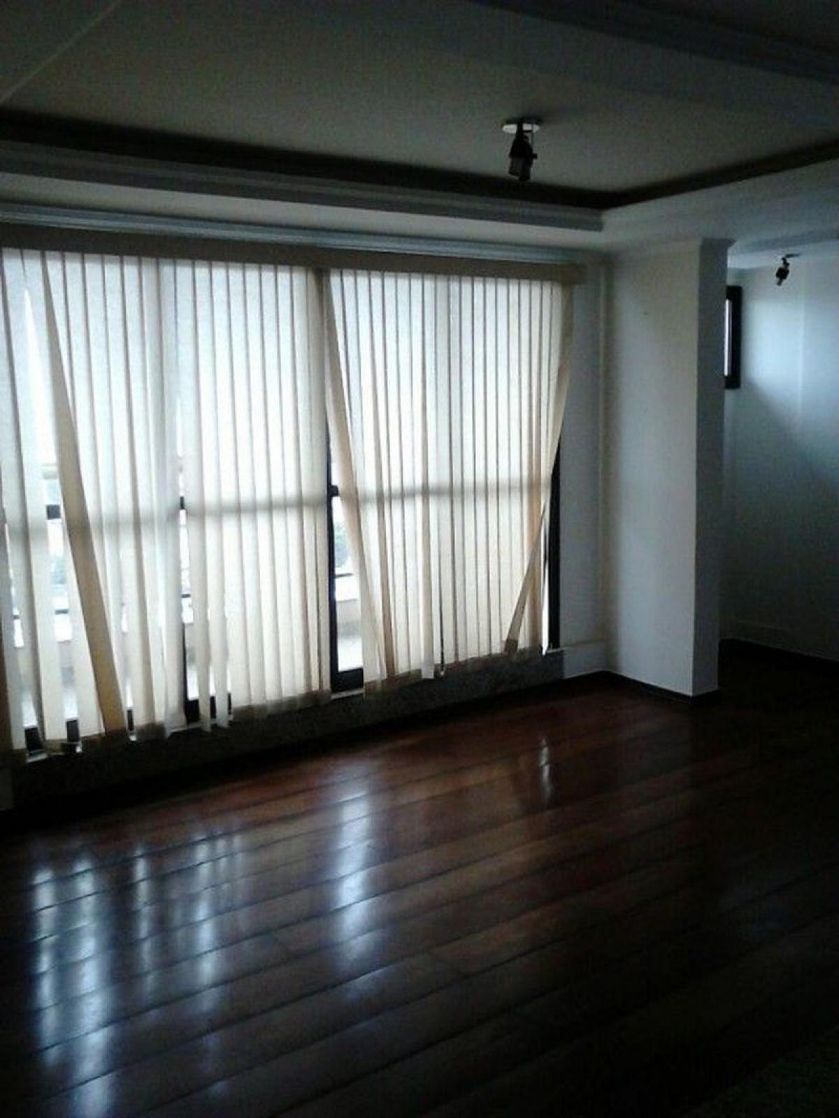 Picture of Apartment For Sale in Pouso Alegre, Minas Gerais, Brazil