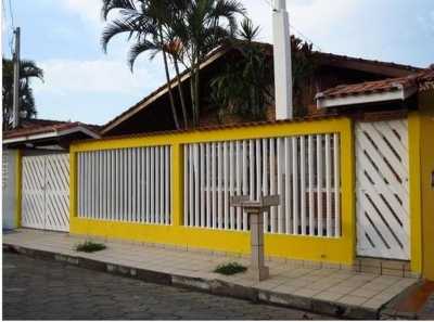 Home For Sale in Itanhaem, Brazil