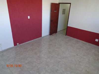 Commercial Building For Sale in