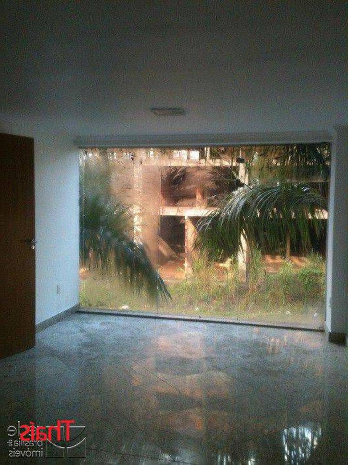 Picture of Commercial Building For Sale in Distrito Federal, Distrito Federal, Brazil