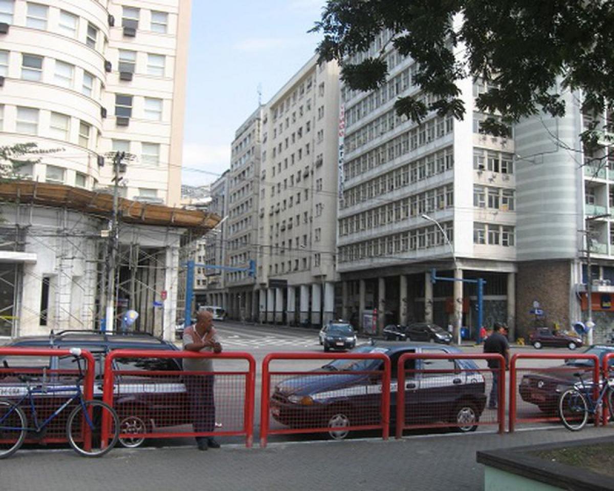 Picture of Commercial Building For Sale in Niteroi, Rio De Janeiro, Brazil