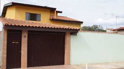 Home For Sale in AraÃ§oiaba Da Serra, Brazil