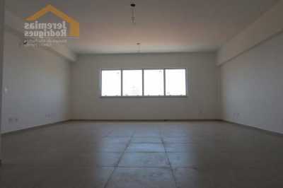 Commercial Building For Sale in 