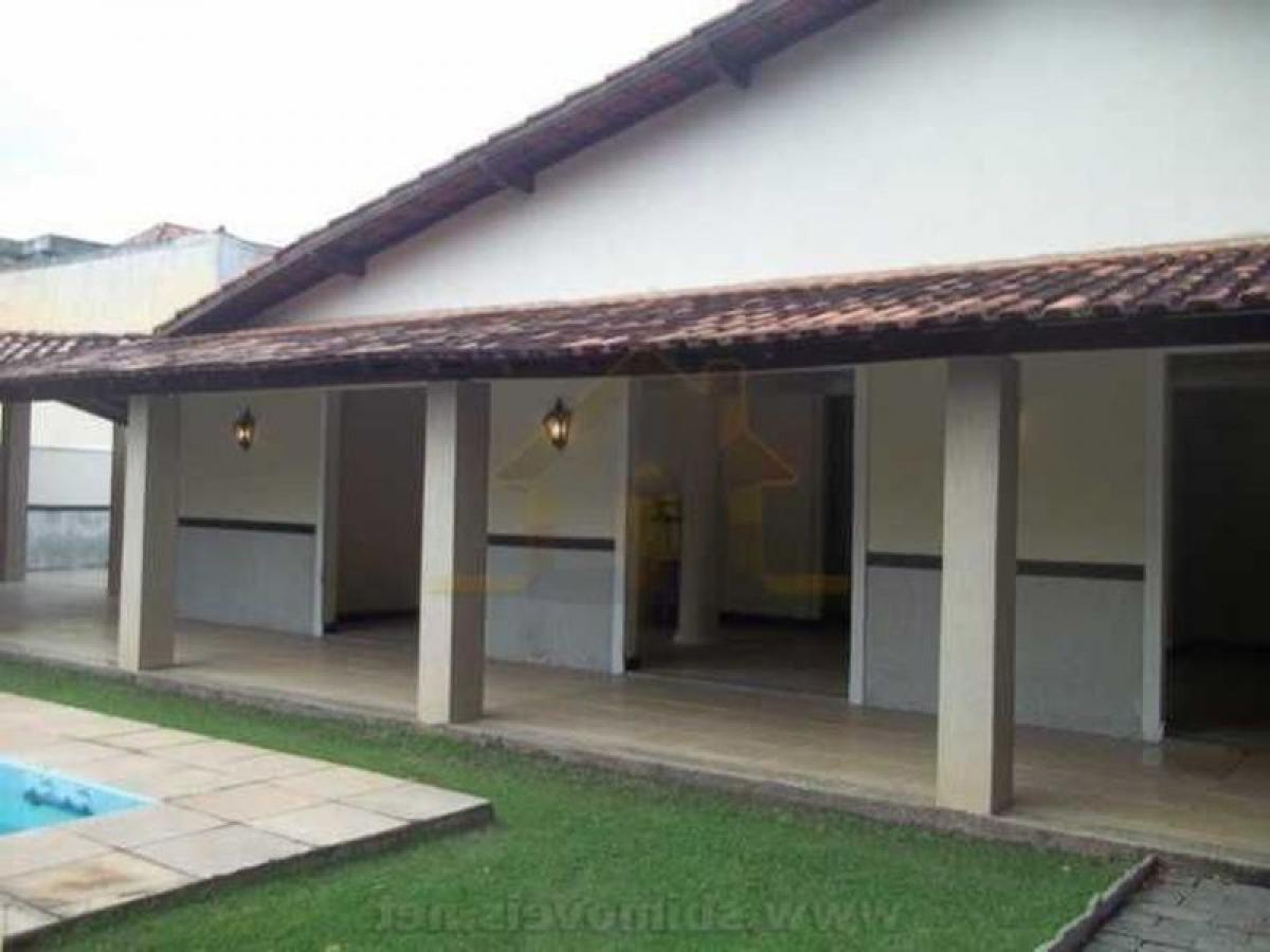 Picture of Commercial Building For Sale in Niteroi, Rio De Janeiro, Brazil