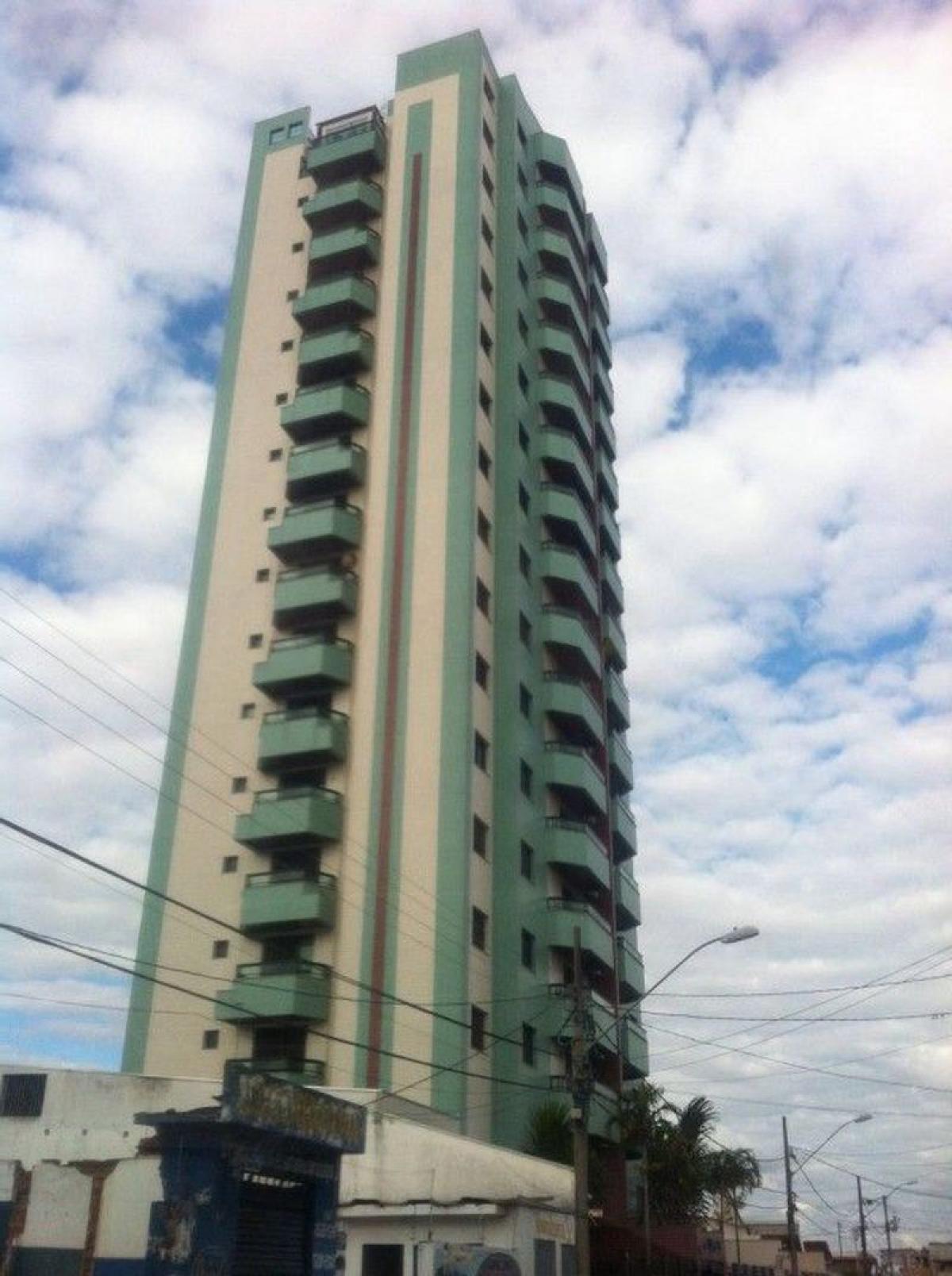 Picture of Apartment For Sale in Pouso Alegre, Minas Gerais, Brazil