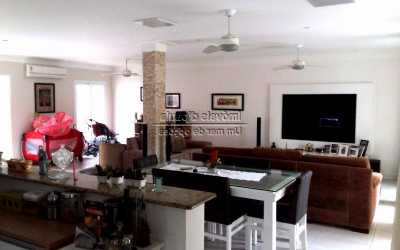Home For Sale in Sao Sebastiao, Brazil