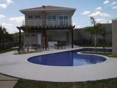 Townhome For Sale in Indaiatuba, Brazil