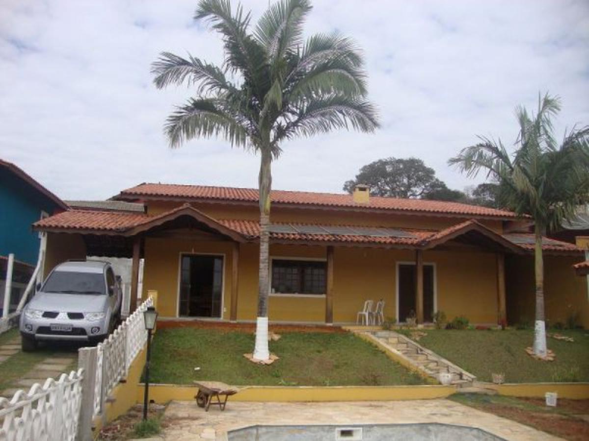 Picture of Home For Sale in Piracaia, Sao Paulo, Brazil