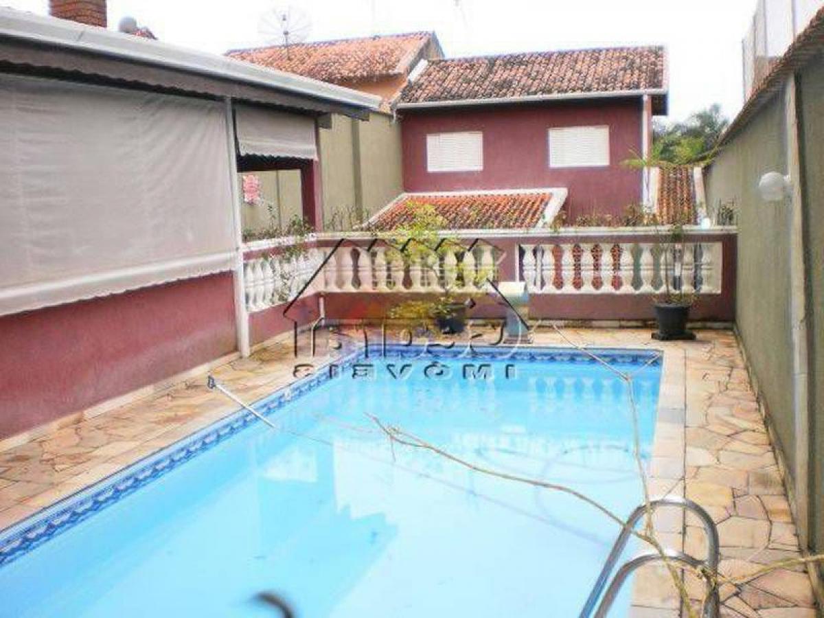 Picture of Home For Sale in Mogi Das Cruzes, Sao Paulo, Brazil