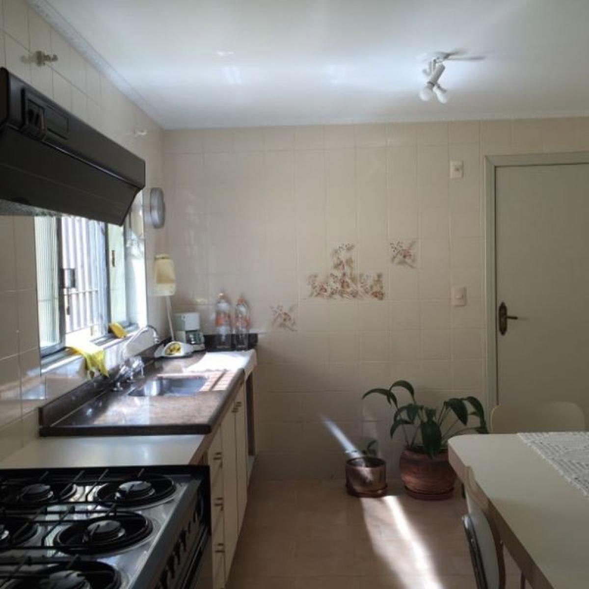 Picture of Home For Sale in Franco Da Rocha, Sao Paulo, Brazil