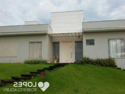 Home For Sale in AraÃ§oiaba Da Serra, Brazil