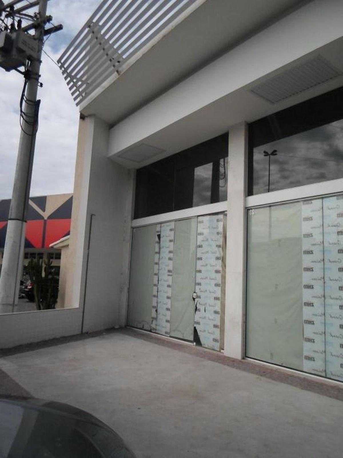 Picture of Commercial Building For Sale in Cabo Frio, Rio De Janeiro, Brazil