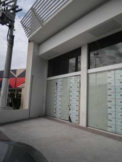 Commercial Building For Sale in 