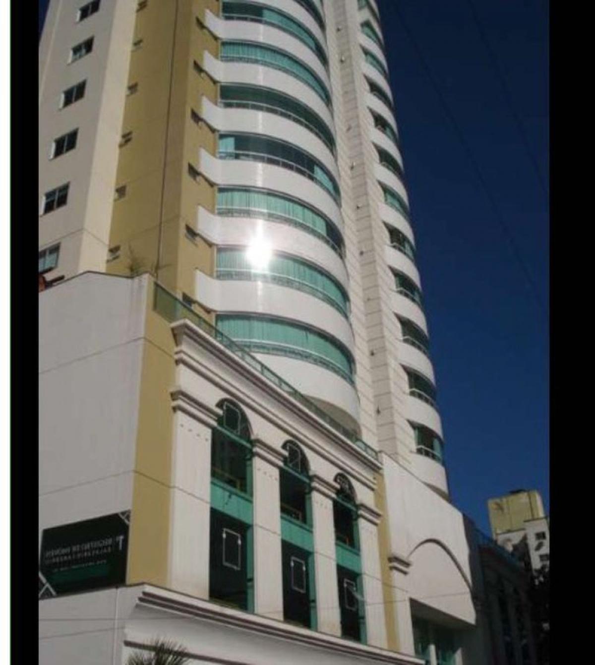 Picture of Apartment For Sale in Balneario Camboriu, Santa Catarina, Brazil