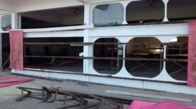 Commercial Building For Sale in