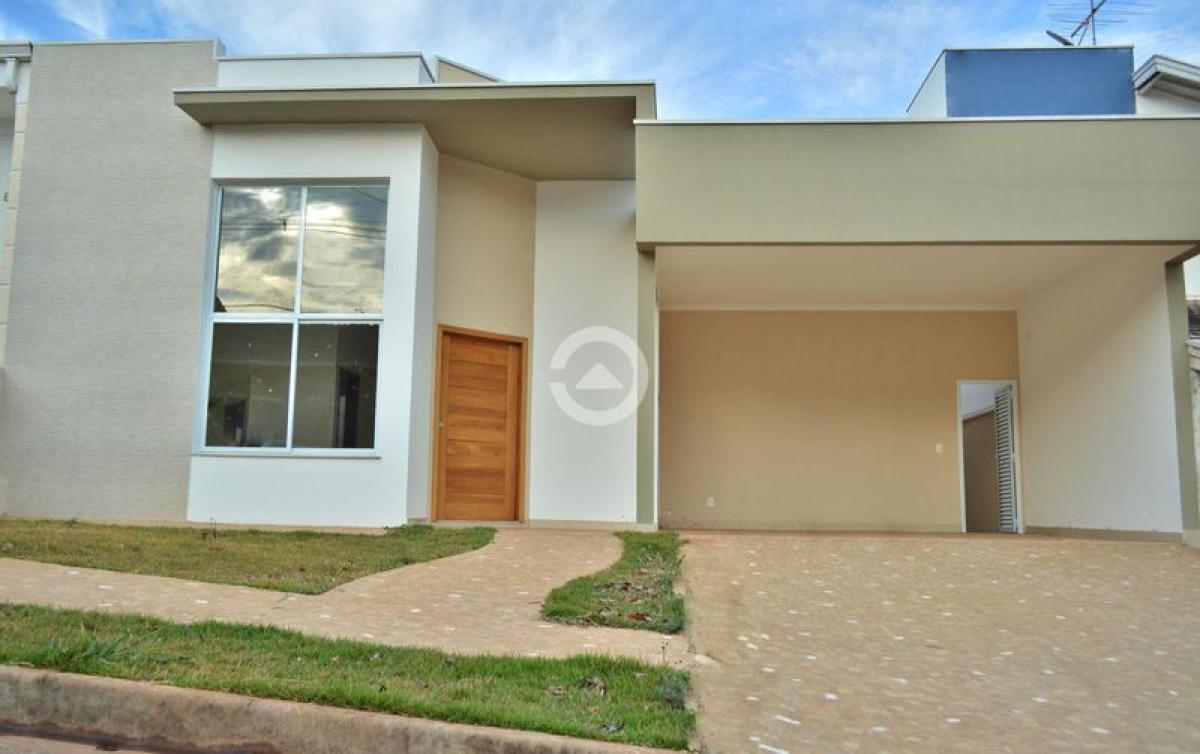 Picture of Home For Sale in Paulinia, Sao Paulo, Brazil