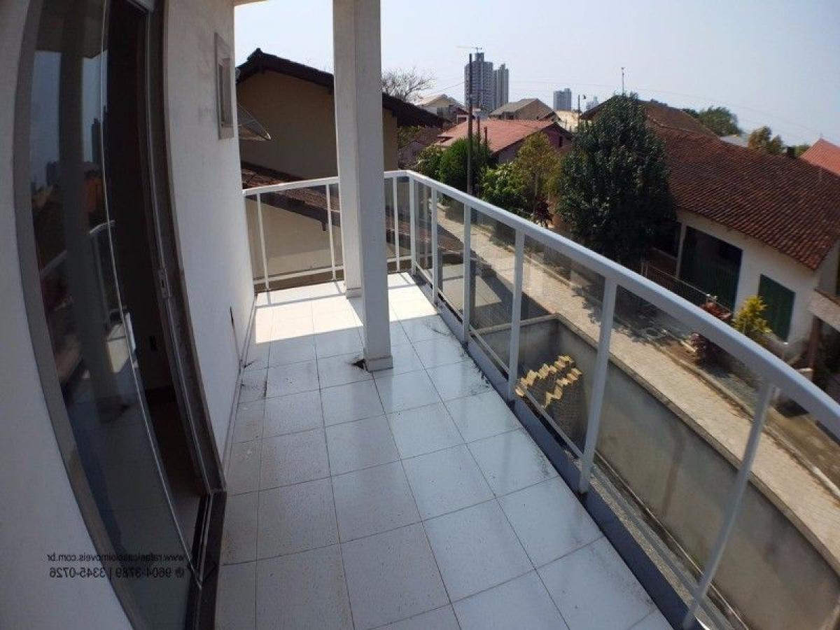 Picture of Home For Sale in Balneario Piçarras, Santa Catarina, Brazil