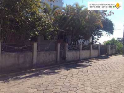 Home For Sale in Balneario Piçarras, Brazil