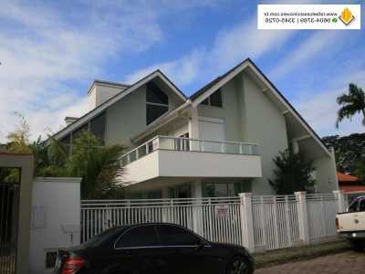 Home For Sale in Balneario Piçarras, Brazil