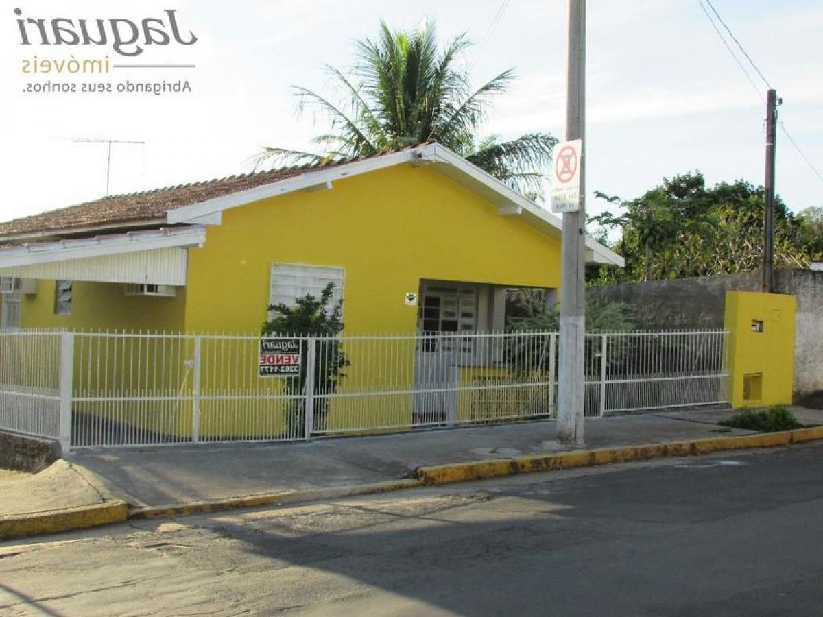 Picture of Home For Sale in Agudos, Sao Paulo, Brazil